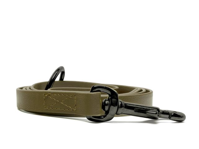 Biothane_leash_16_19mm_sewn_khaki_black_snap_hook_small_web