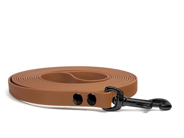 Biothane_tracking_leash_16_19mm_revited_light_brown_black_snap_hook_big_web
