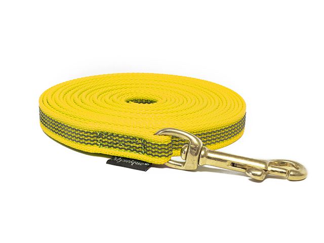 Rubbered_tracking_leash_15mm_brass_snap_hook_yellow_small_web