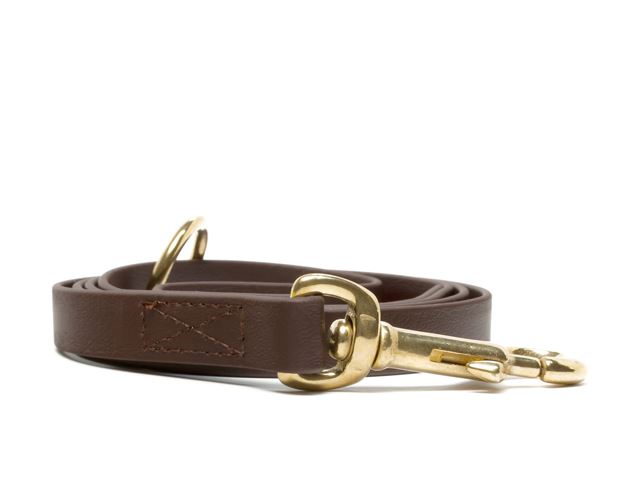 Biothane_leash_16_19mm_sewn_brown_brass_snap_hook_small_web