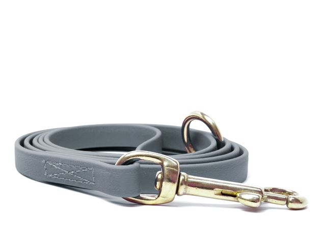 Biothane_leash_9_13mm_sewn_grey_brass_snap_hook_small_web