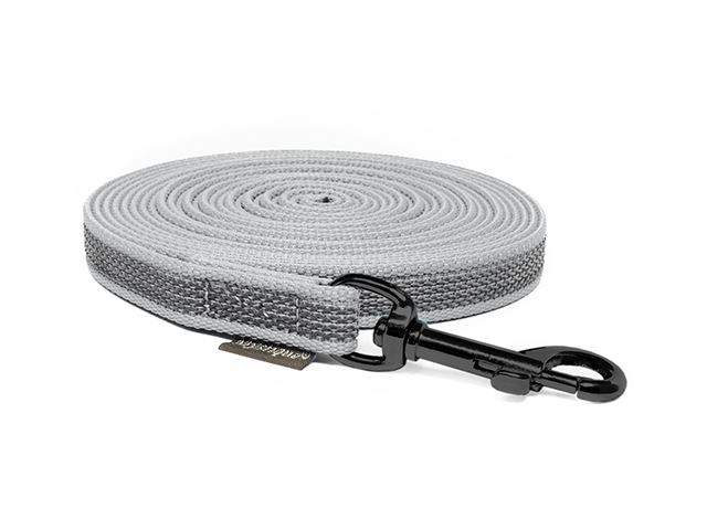 Rubbered_tracking_leash_15mm_black_snap_hook_grey_small_web